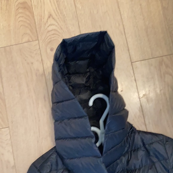 Long fall/ light winter jacket - Picture 3 of 4